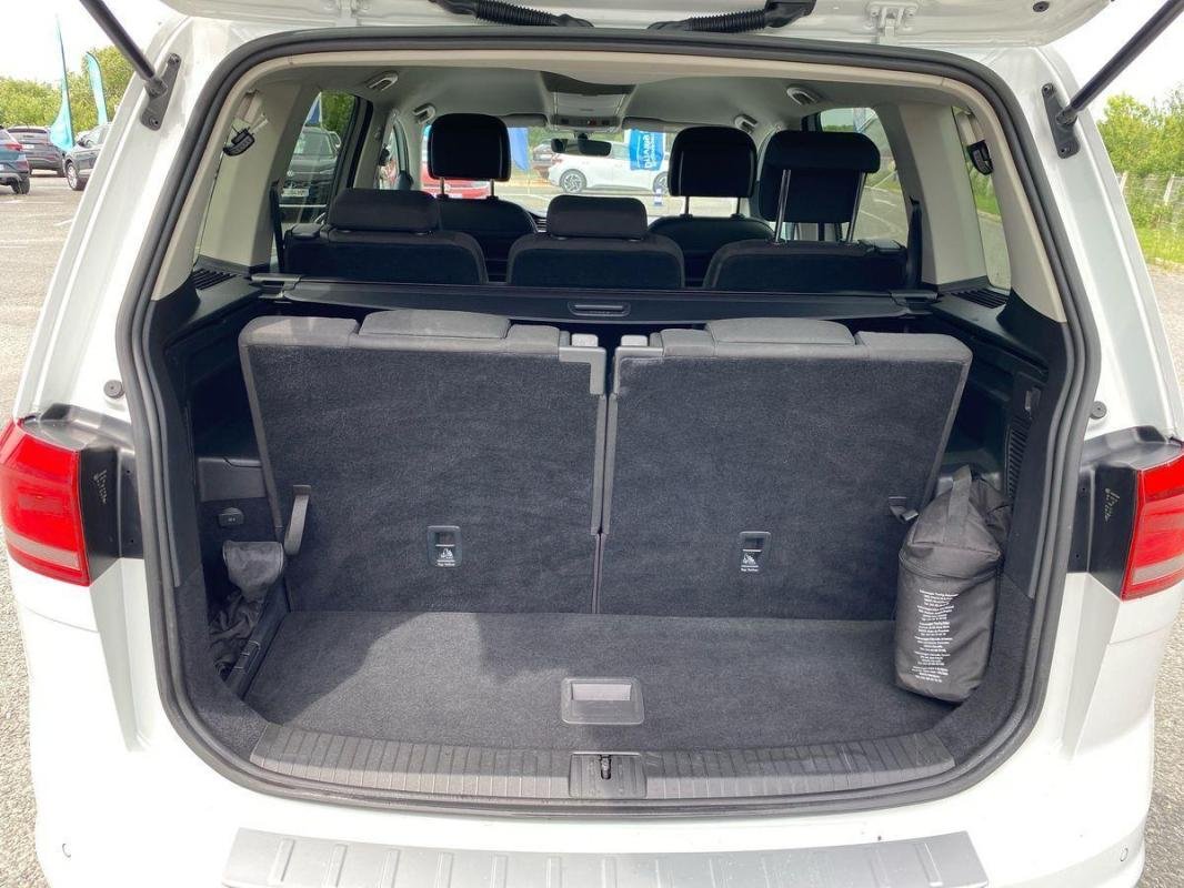 Volkswagen Touran - Photo 31