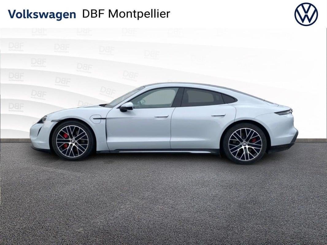 Porsche taycan - Photo 2