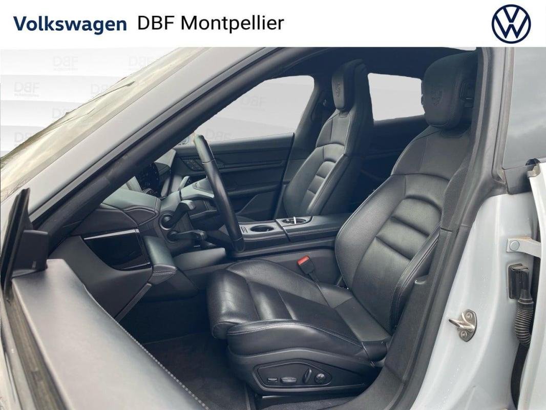 Porsche taycan - Photo 10