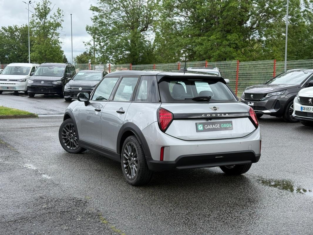 Mini Cooper - Photo 2