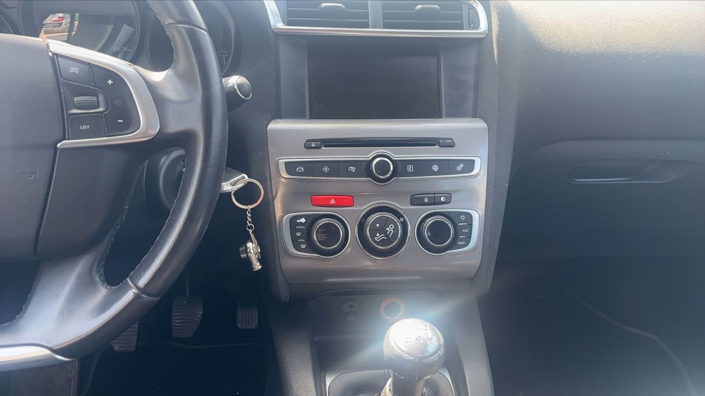 Citroën C4 - Photo 13