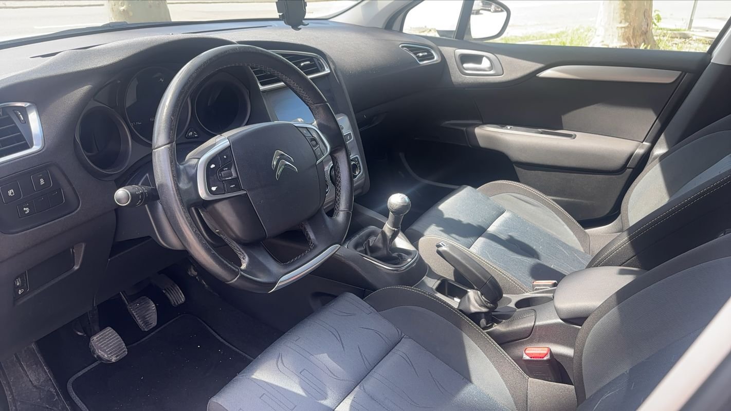 Citroën C4 - Photo 8