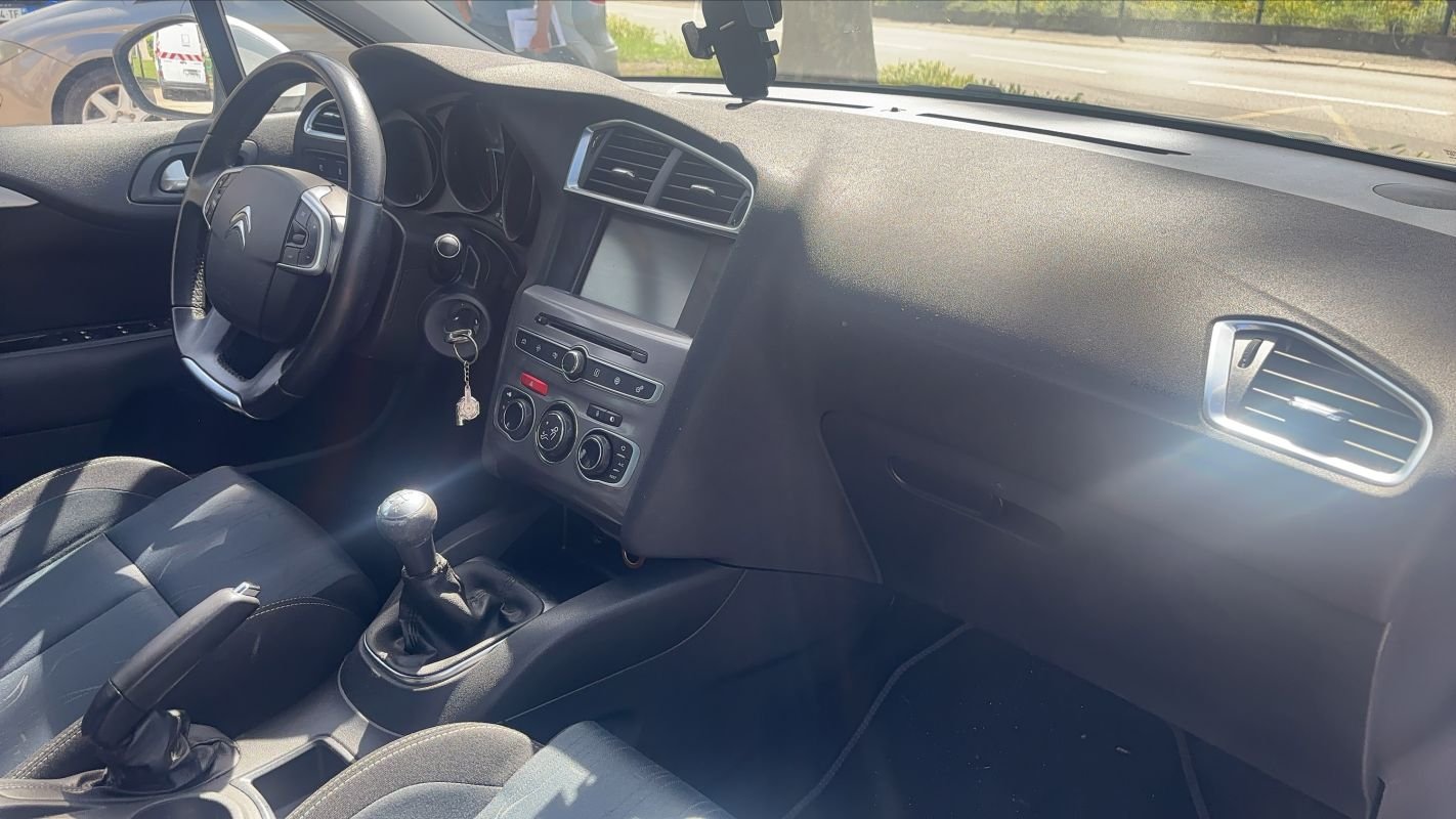 Citroën C4 - Photo 10