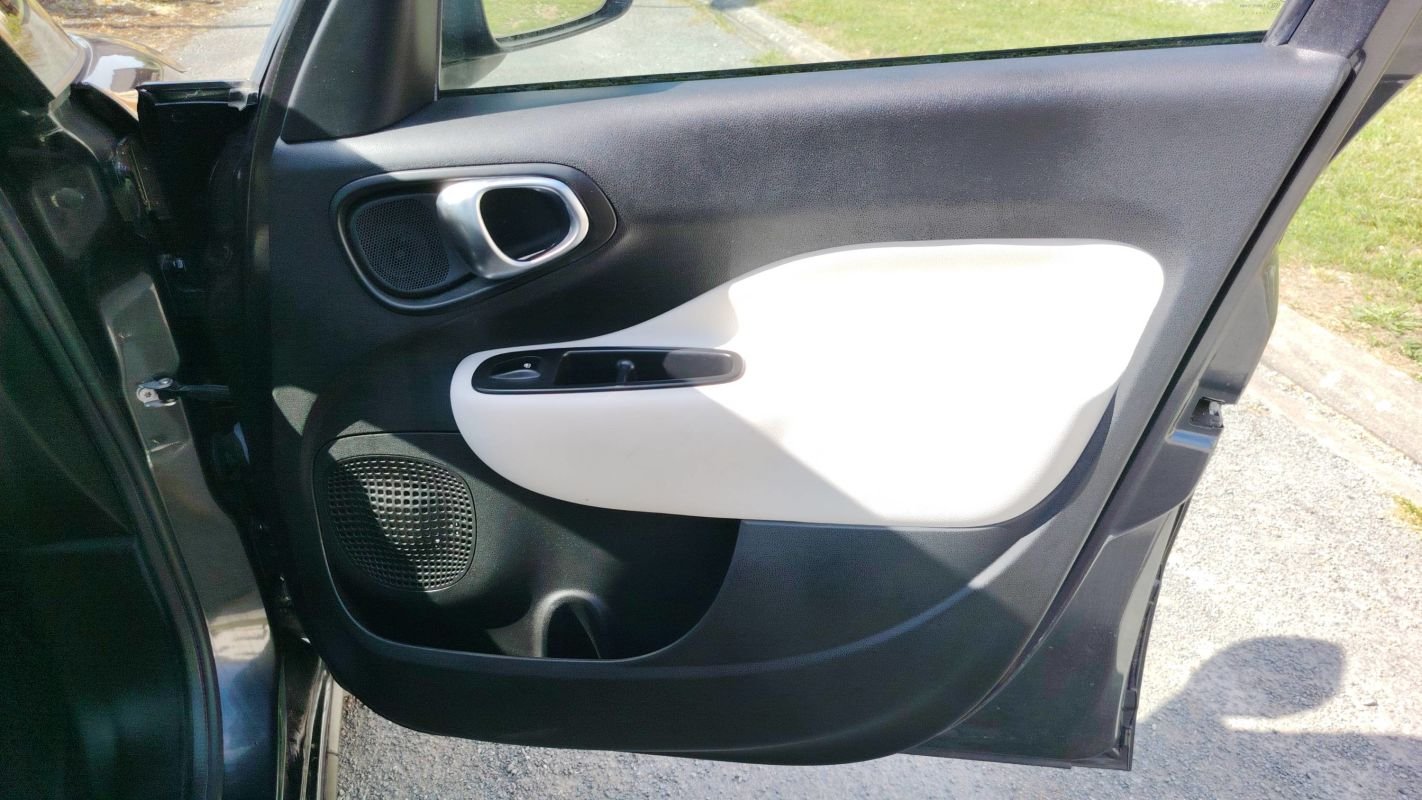 Fiat 500L - Photo 23