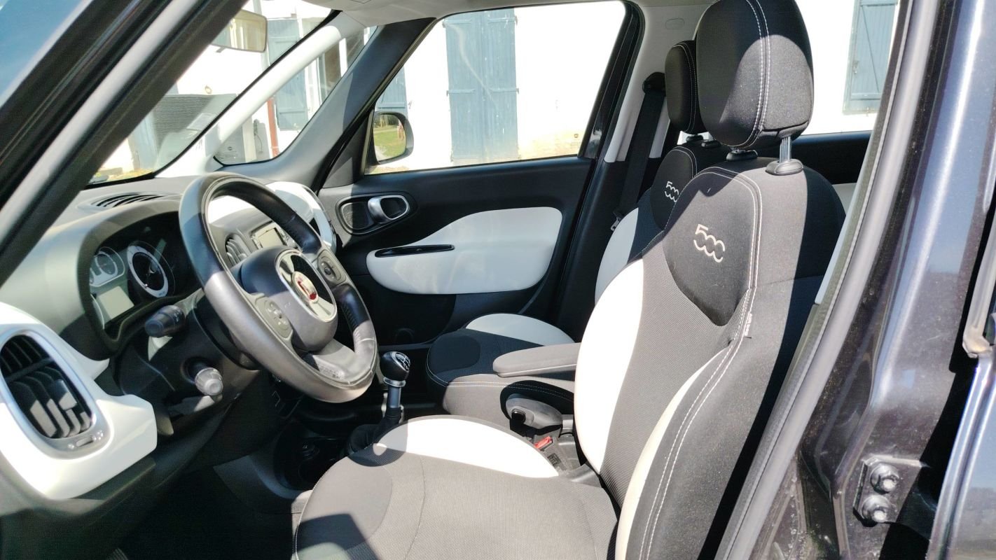 Fiat 500L - Photo 27