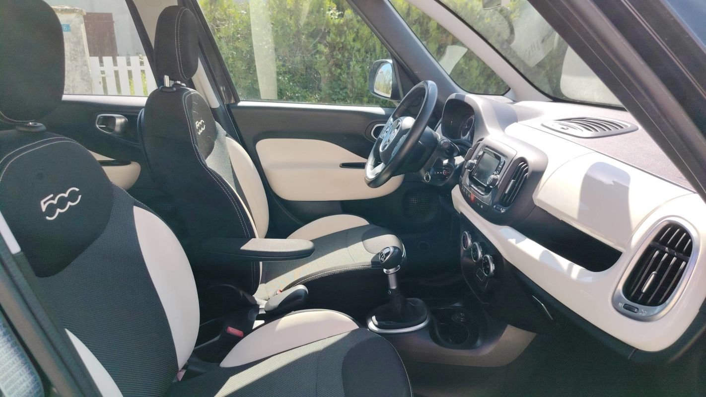 Fiat 500L - Photo 28
