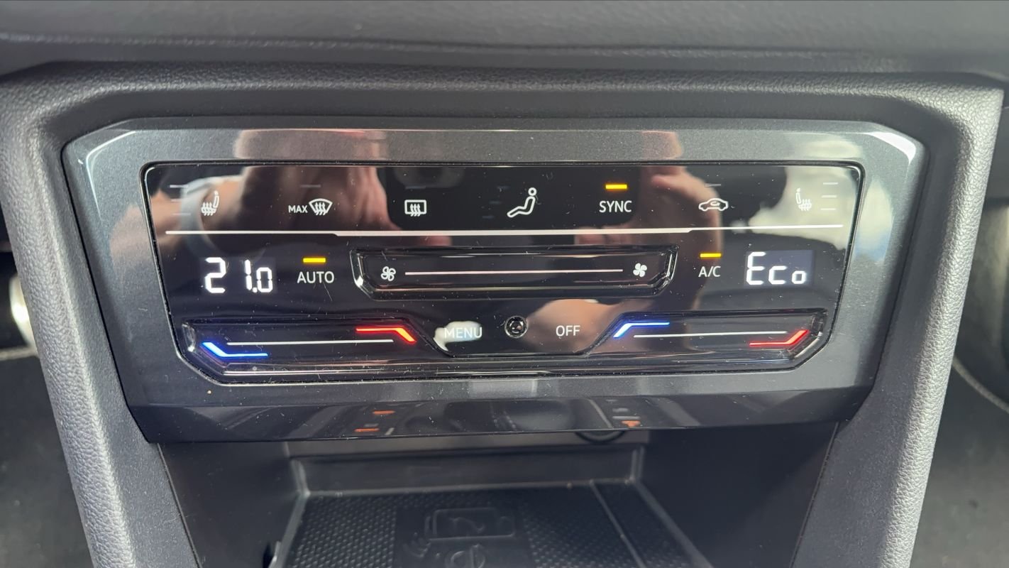 Volkswagen Tiguan - Photo 13