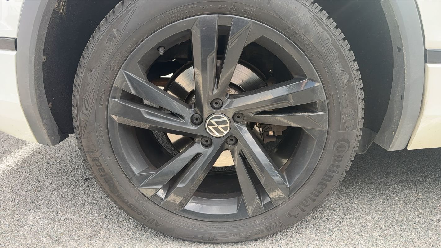 Volkswagen Tiguan - Photo 16