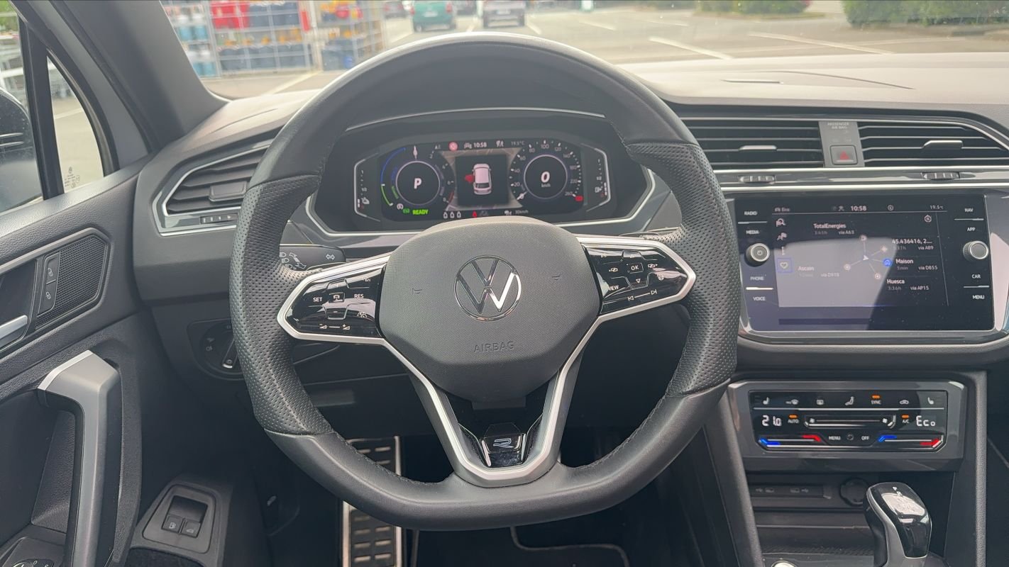 Volkswagen Tiguan - Photo 23