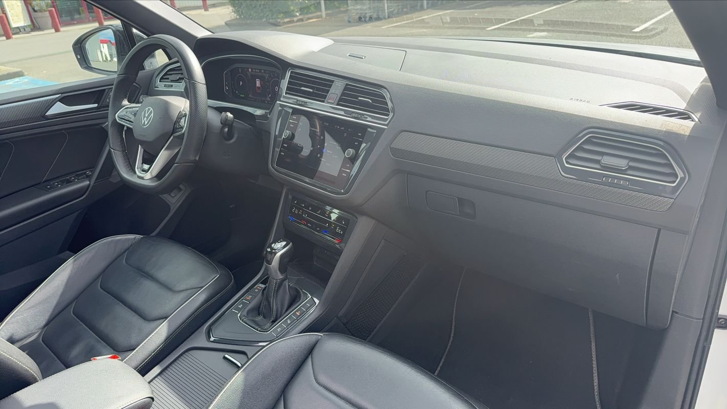 Volkswagen Tiguan - Photo 10