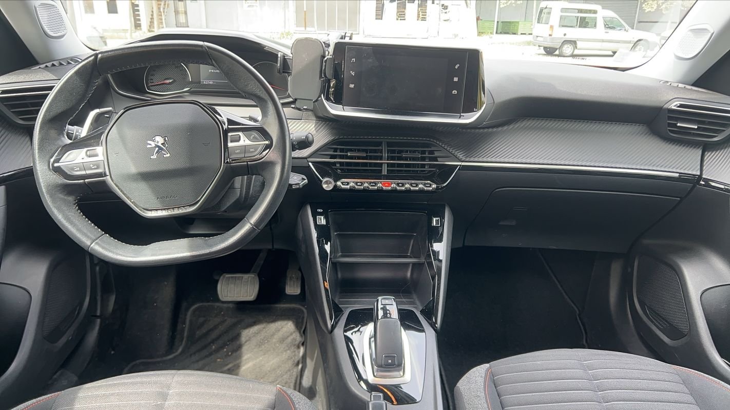 Peugeot 2008 - Photo 11
