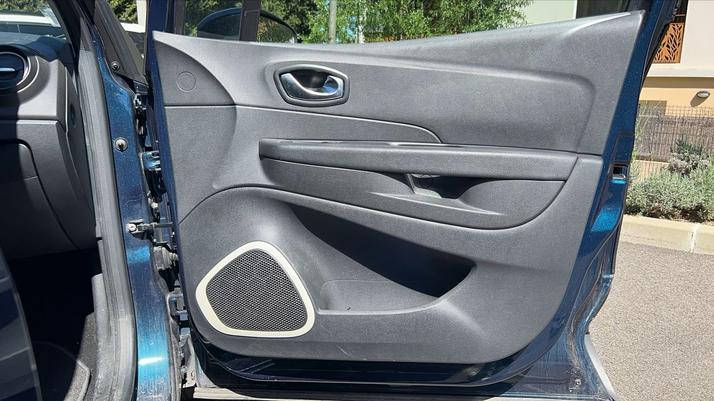 Renault Captur - Photo 22