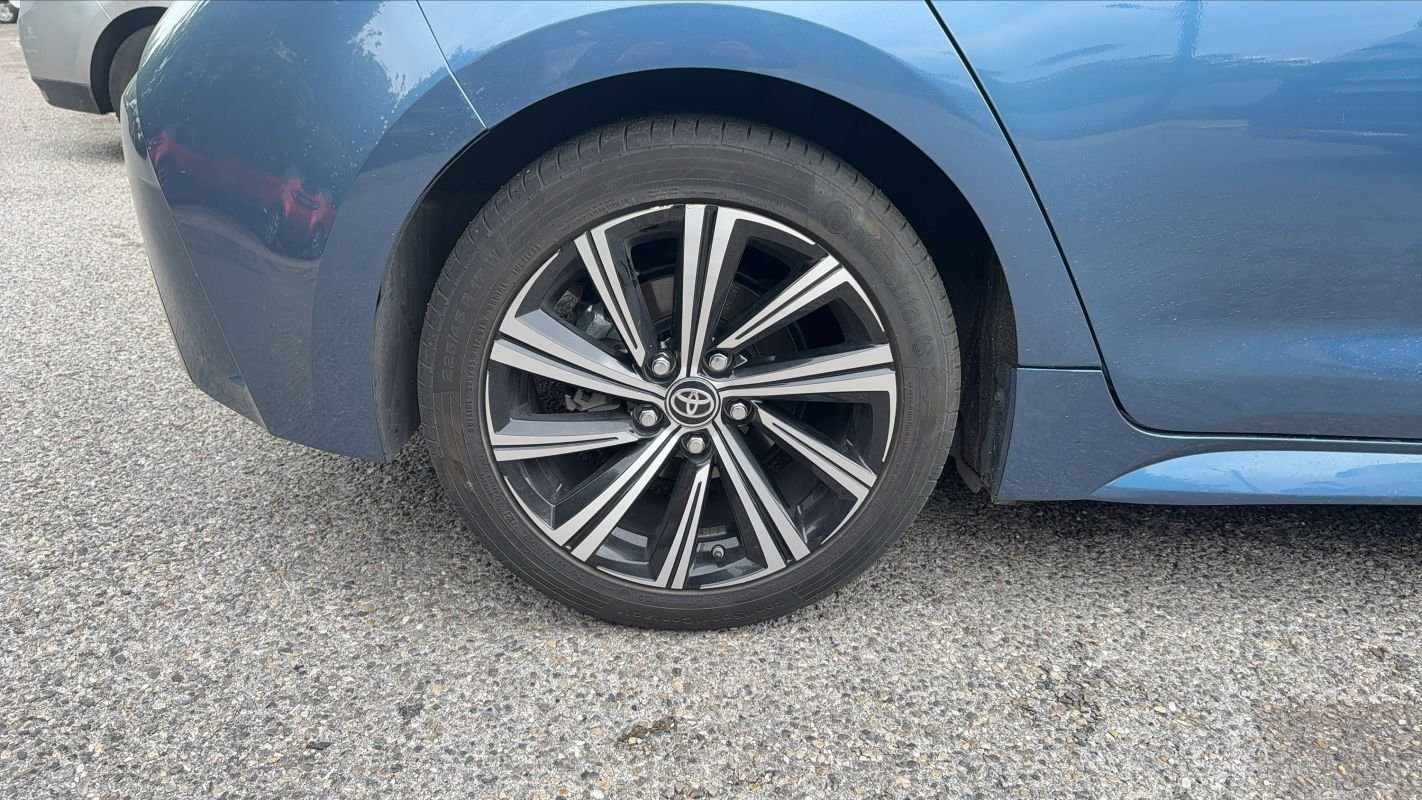 Toyota Corolla - Photo 16