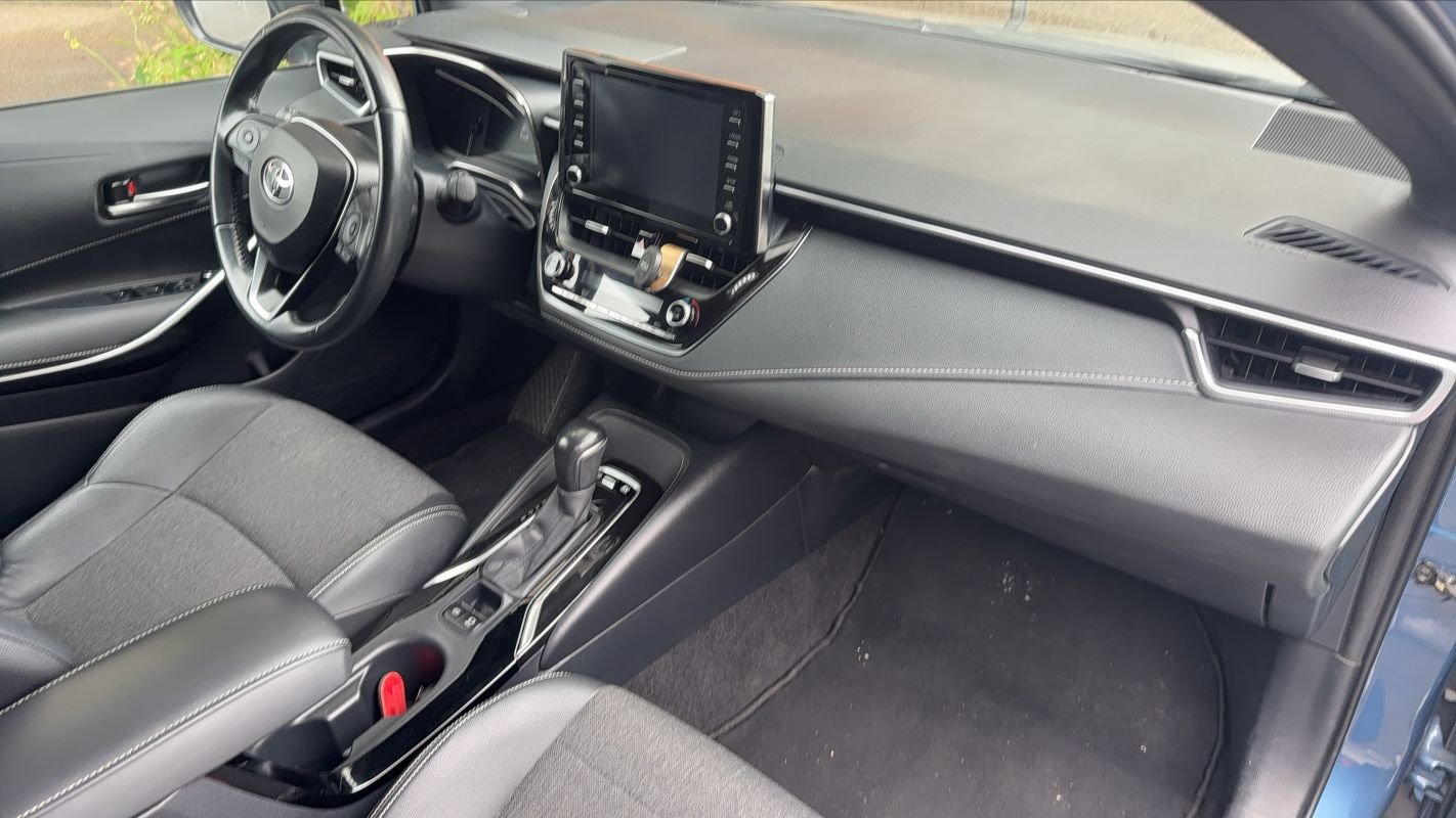 Toyota Corolla - Photo 10