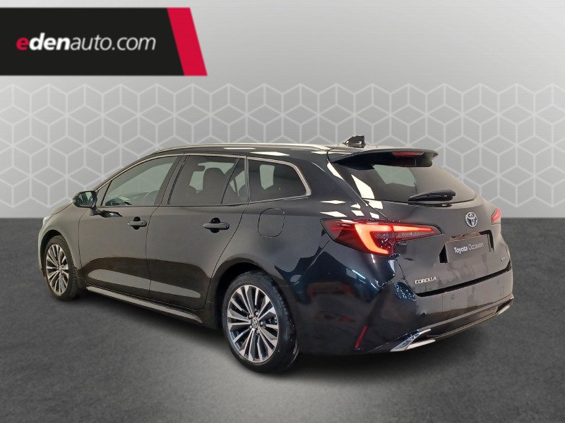 Toyota Corolla - Photo 3