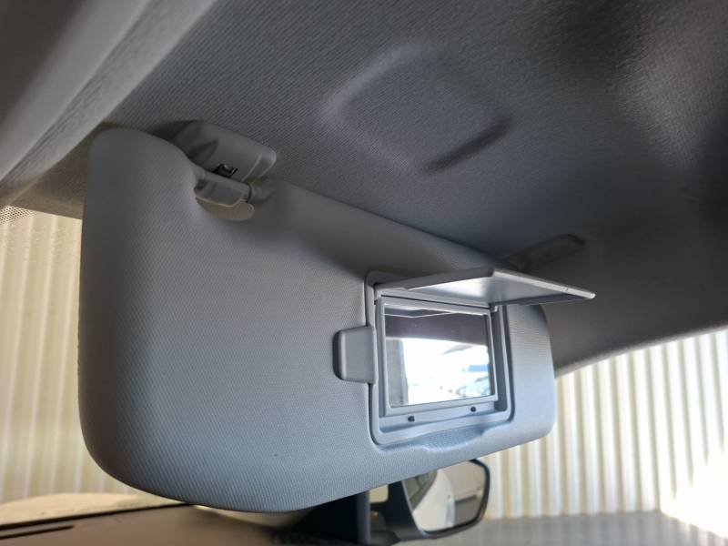 Peugeot 208 - Photo 25
