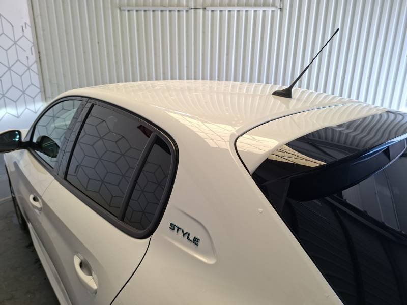 Peugeot 208 - Photo 33