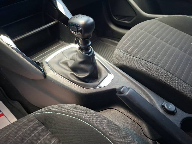 Peugeot 208 - Photo 35