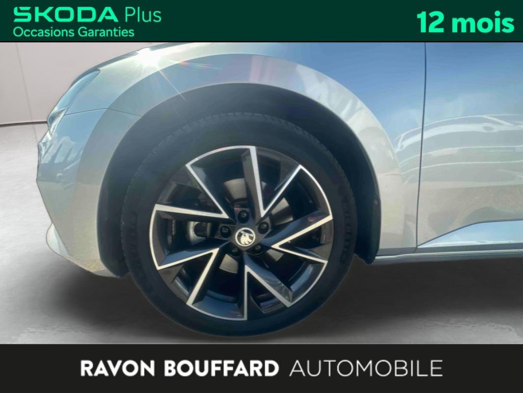 Skoda Superb Combi - Photo 14