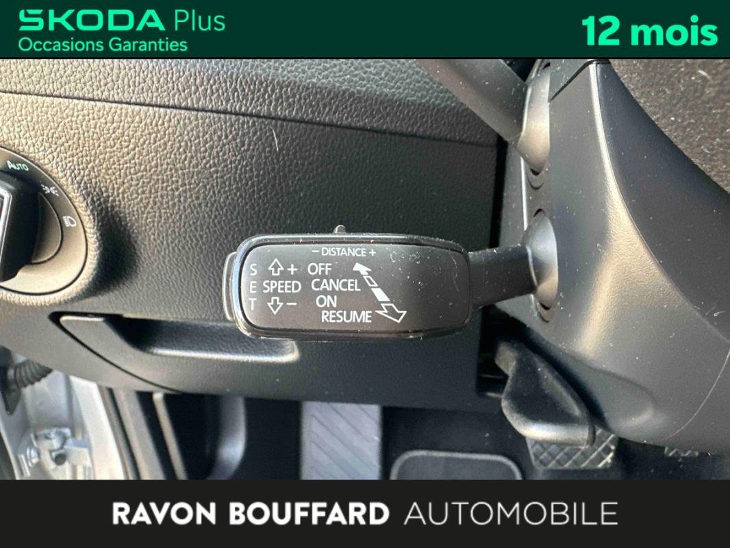 Skoda Superb Combi - Photo 18
