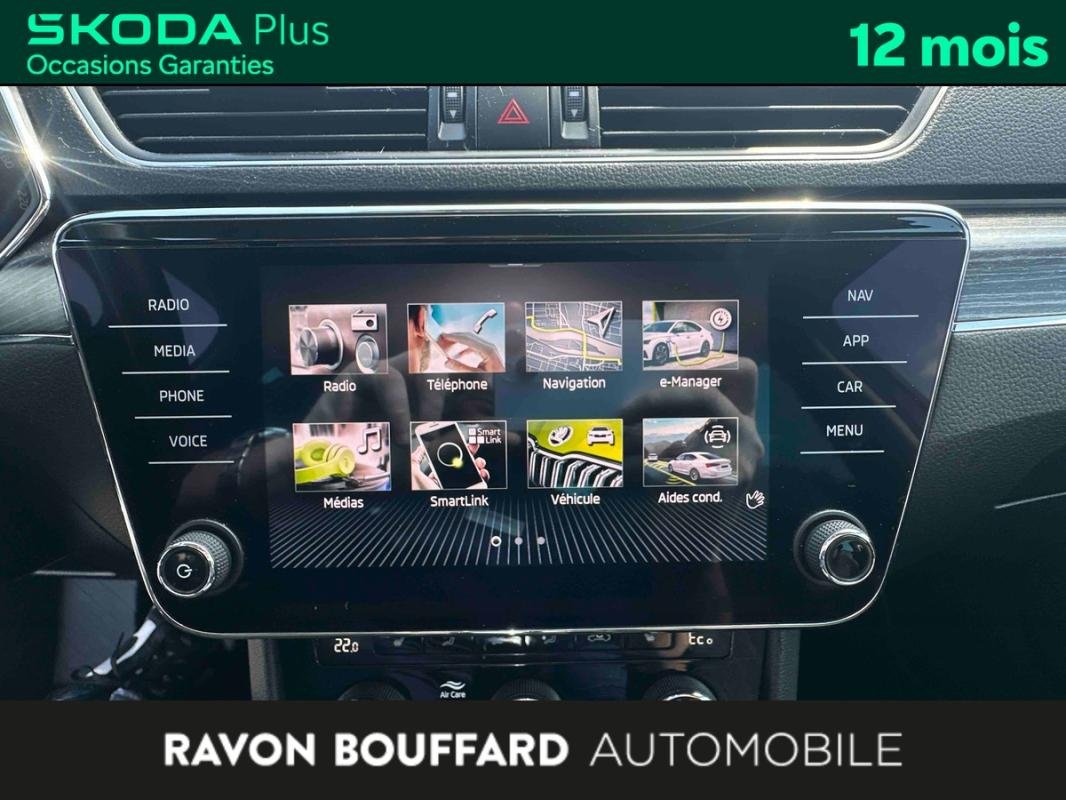 Skoda Superb Combi - Photo 21