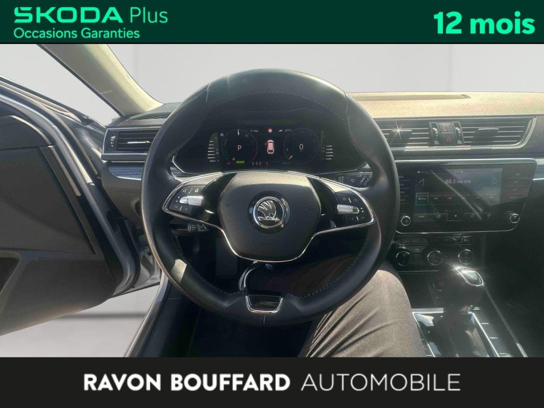 Skoda Superb Combi - Photo 10