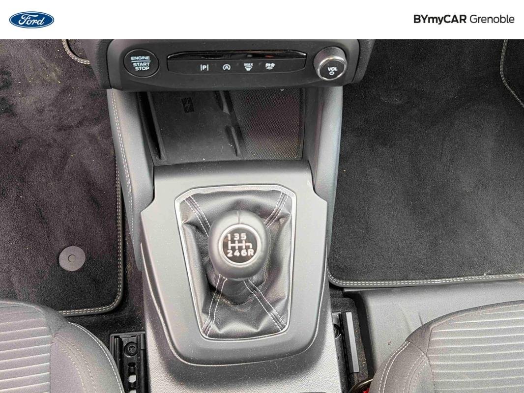 Ford Focus - Photo 22