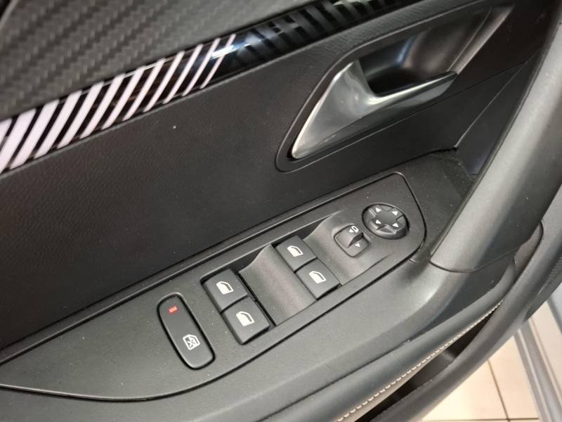 Peugeot 2008 - Photo 21