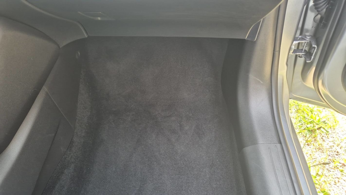 Peugeot 208 - Photo 29