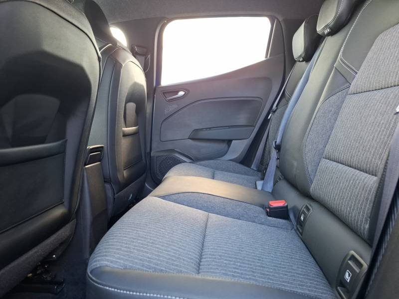 Renault Clio - Photo 25