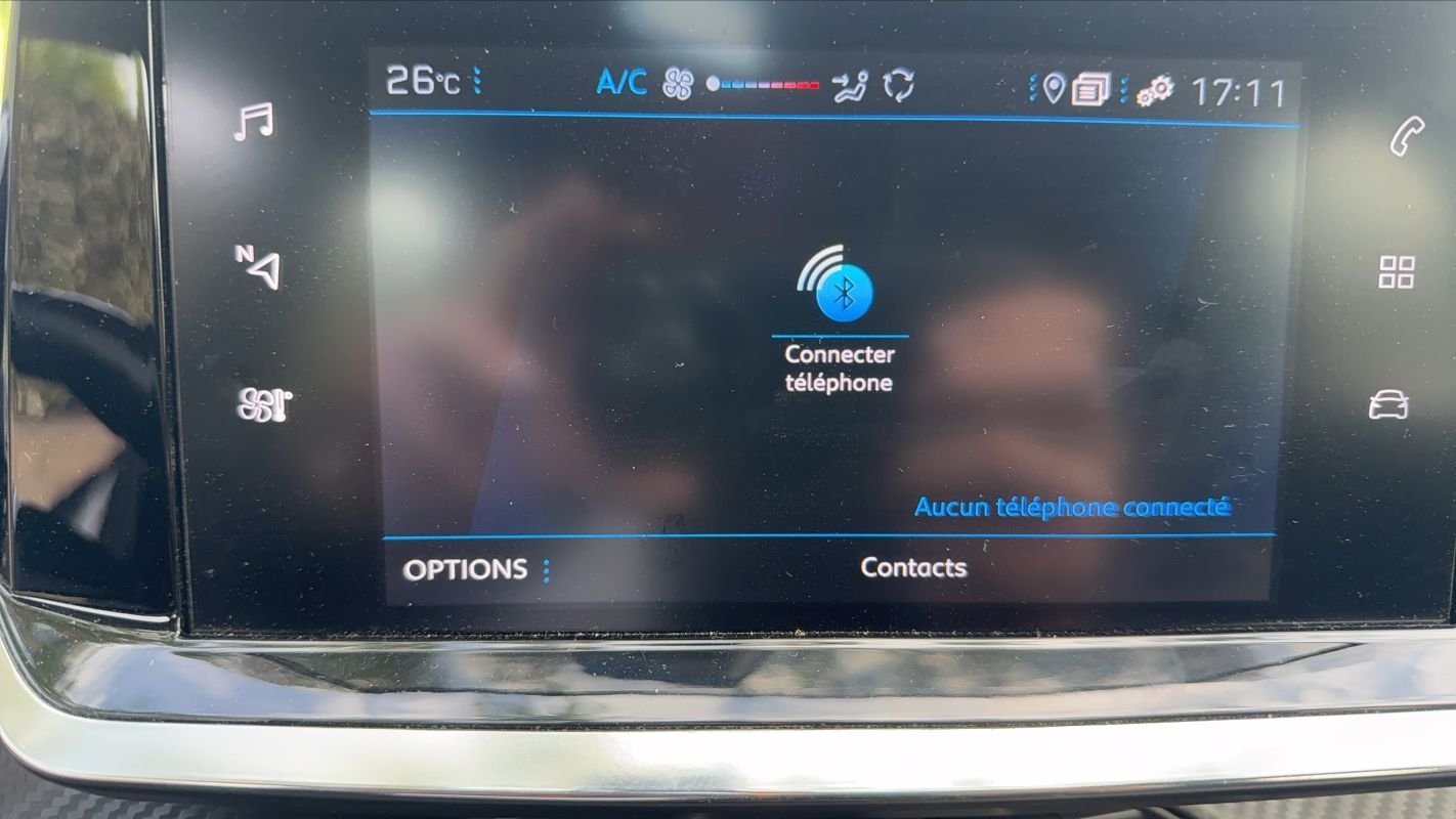 Peugeot 208 - Photo 28