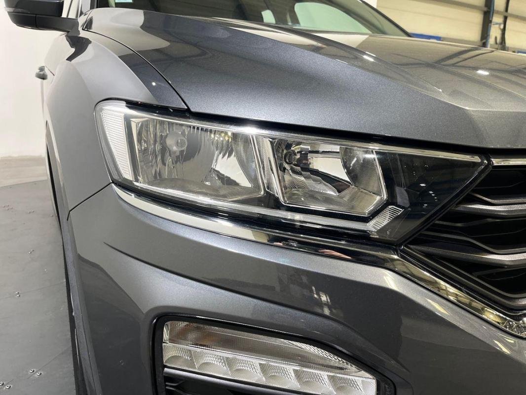 Volkswagen T-Roc - Photo 25