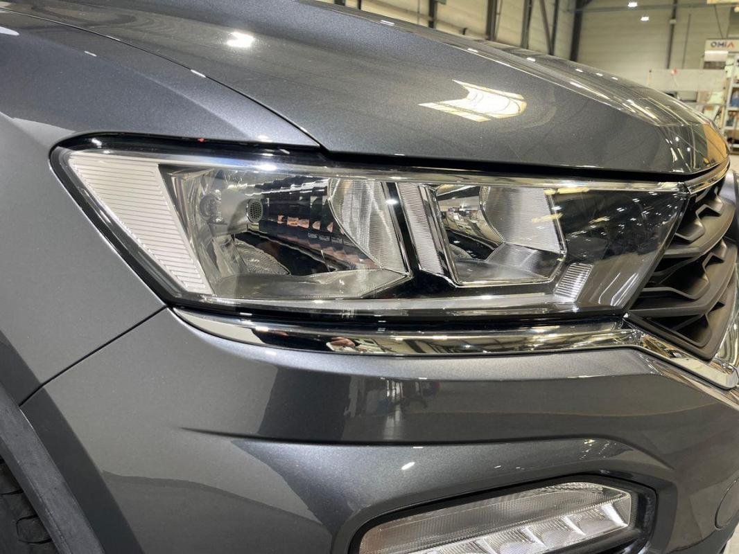 Volkswagen T-Roc - Photo 26