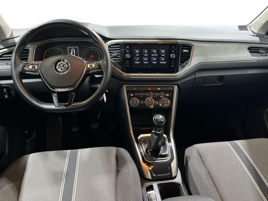 Volkswagen T-Roc - Photo 8