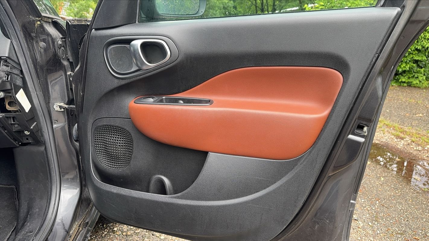 Fiat 500L - Photo 23