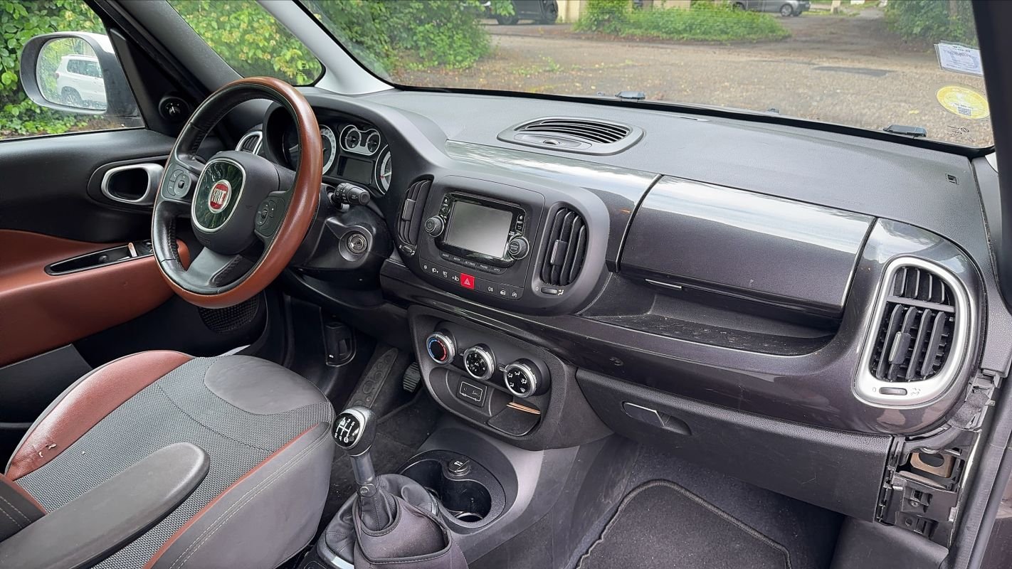 Fiat 500L - Photo 10