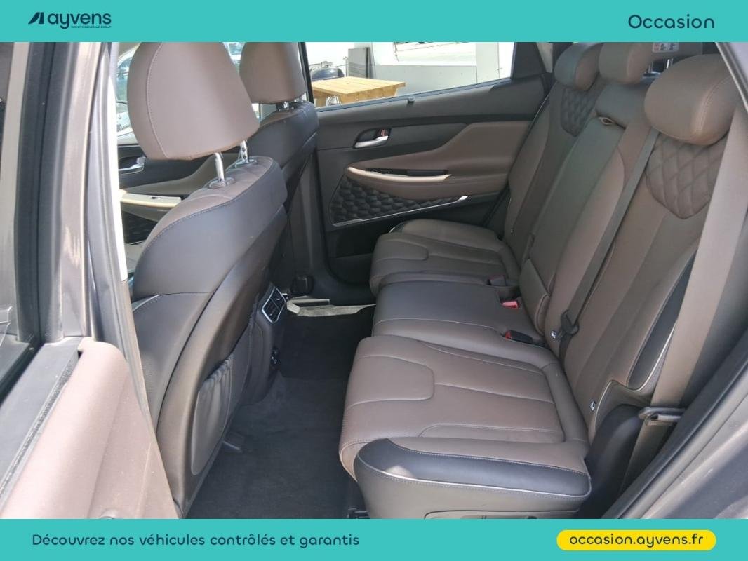 Hyundai Santa Fe - Photo 11