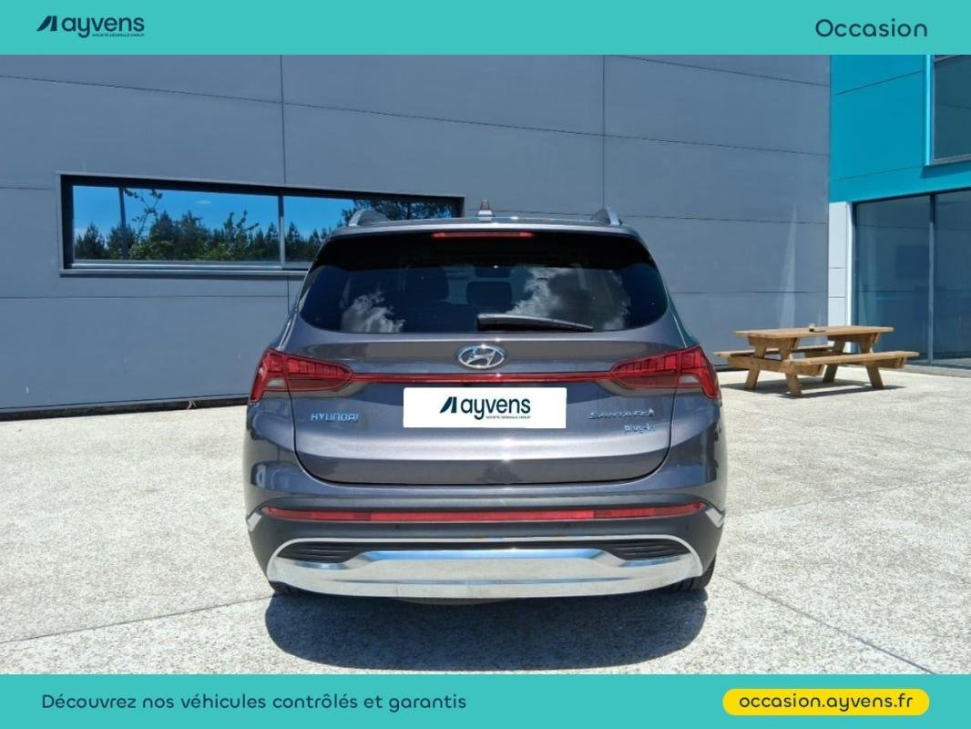 Hyundai Santa Fe - Photo 12