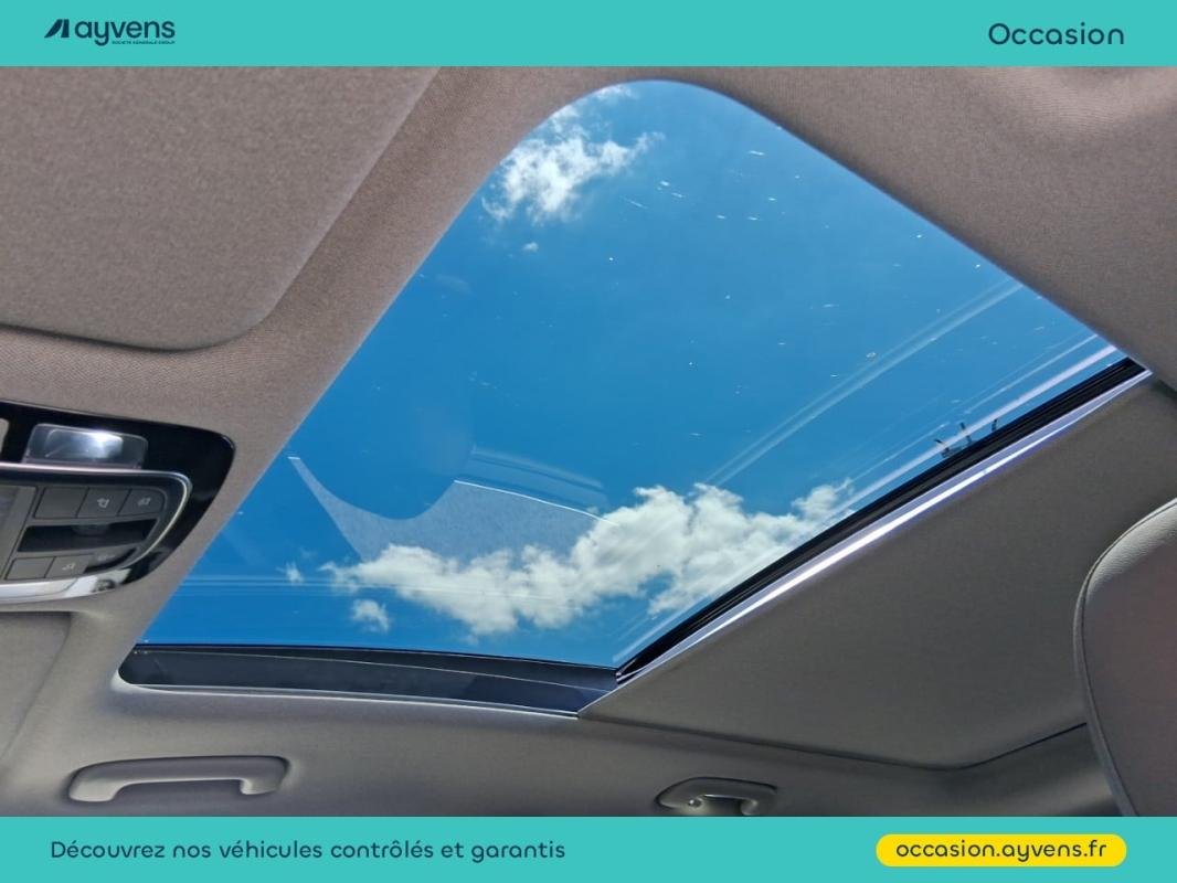 Hyundai Santa Fe - Photo 17