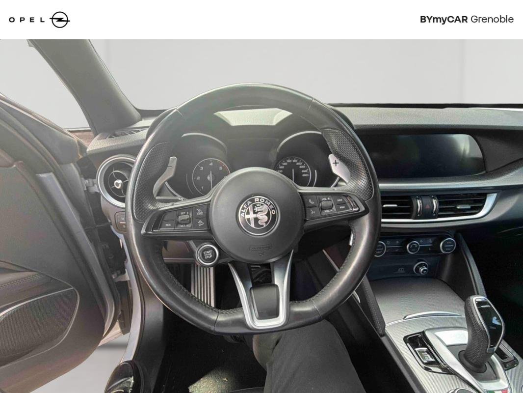 Alfa Romeo Stelvio - Photo 10
