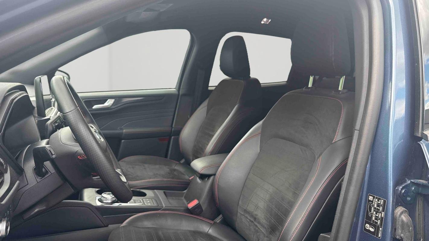 Ford Kuga - Photo 11