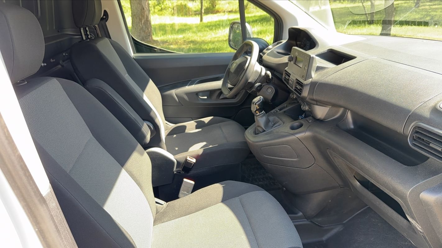 Peugeot Partner - Photo 25