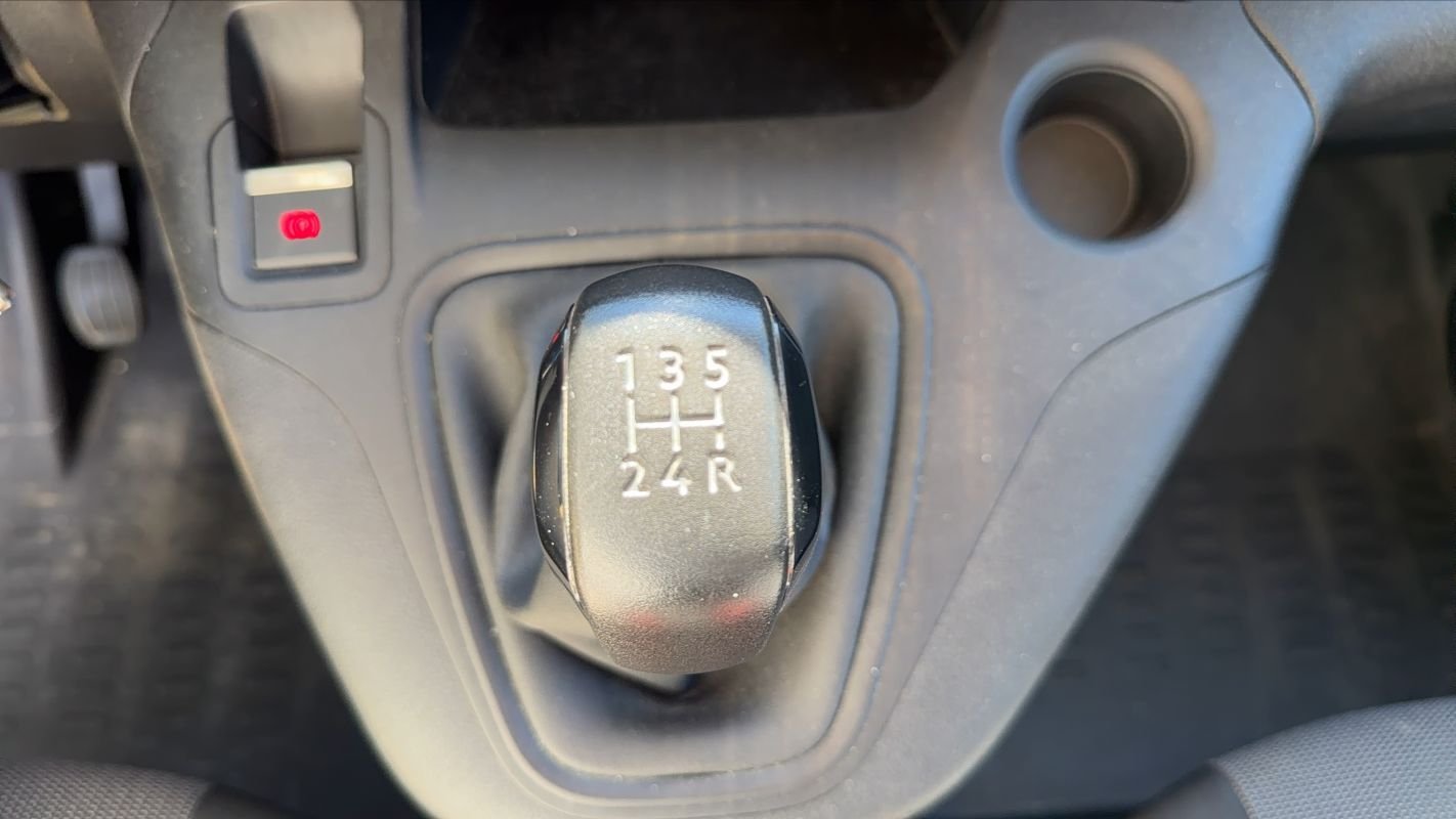 Peugeot Partner - Photo 27