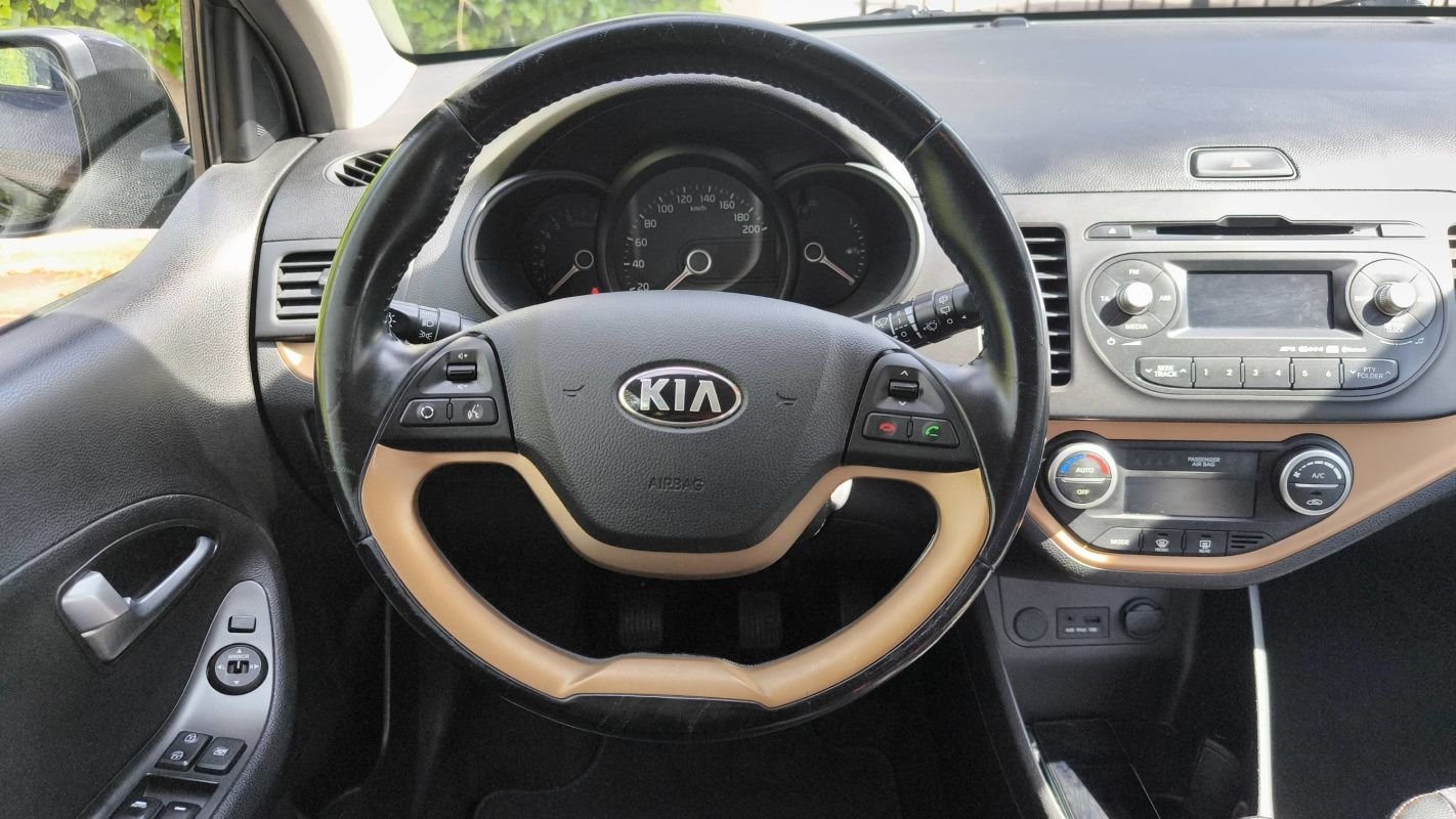 Kia Picanto - Photo 22