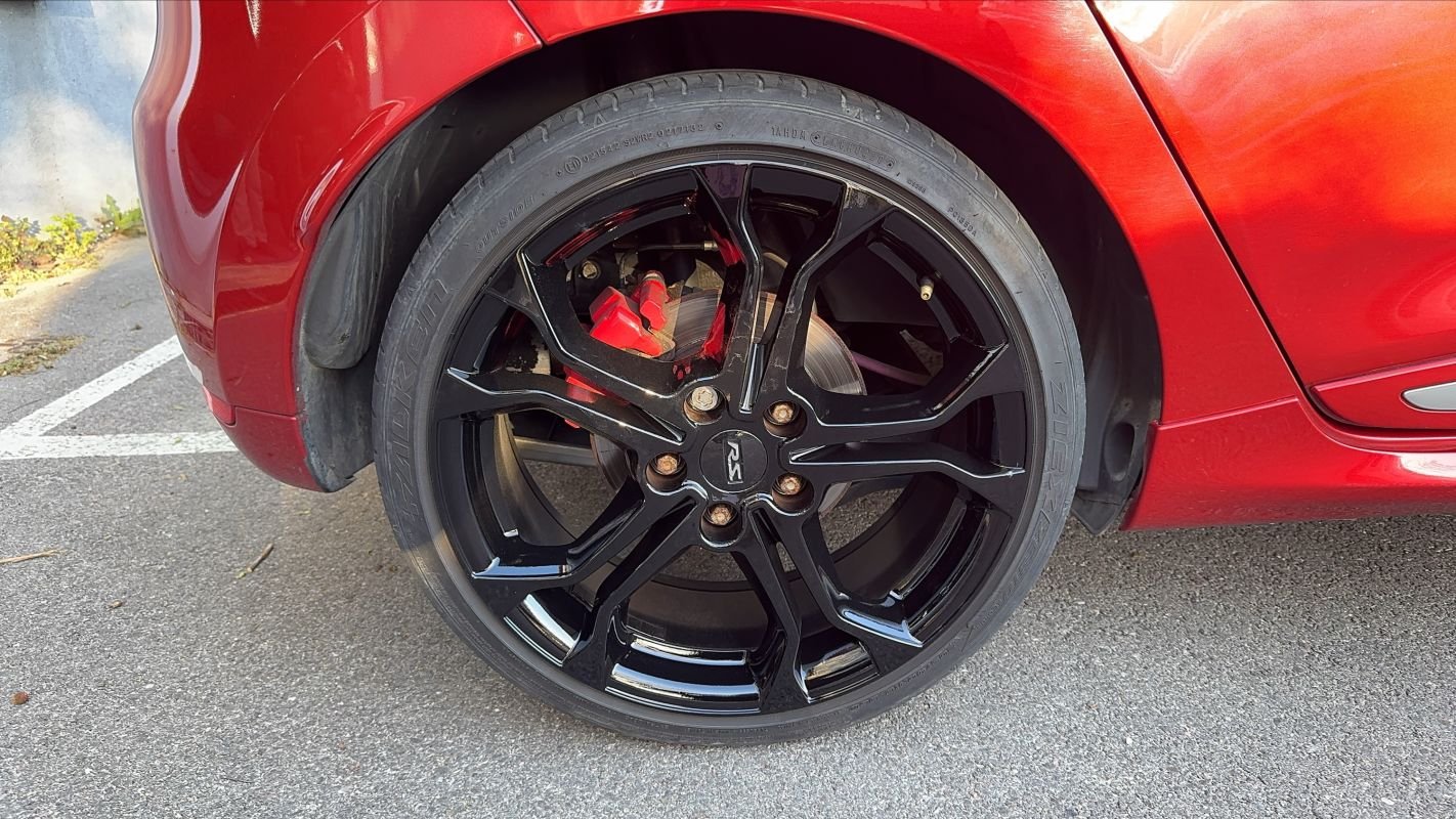 Renault Clio - Photo 16