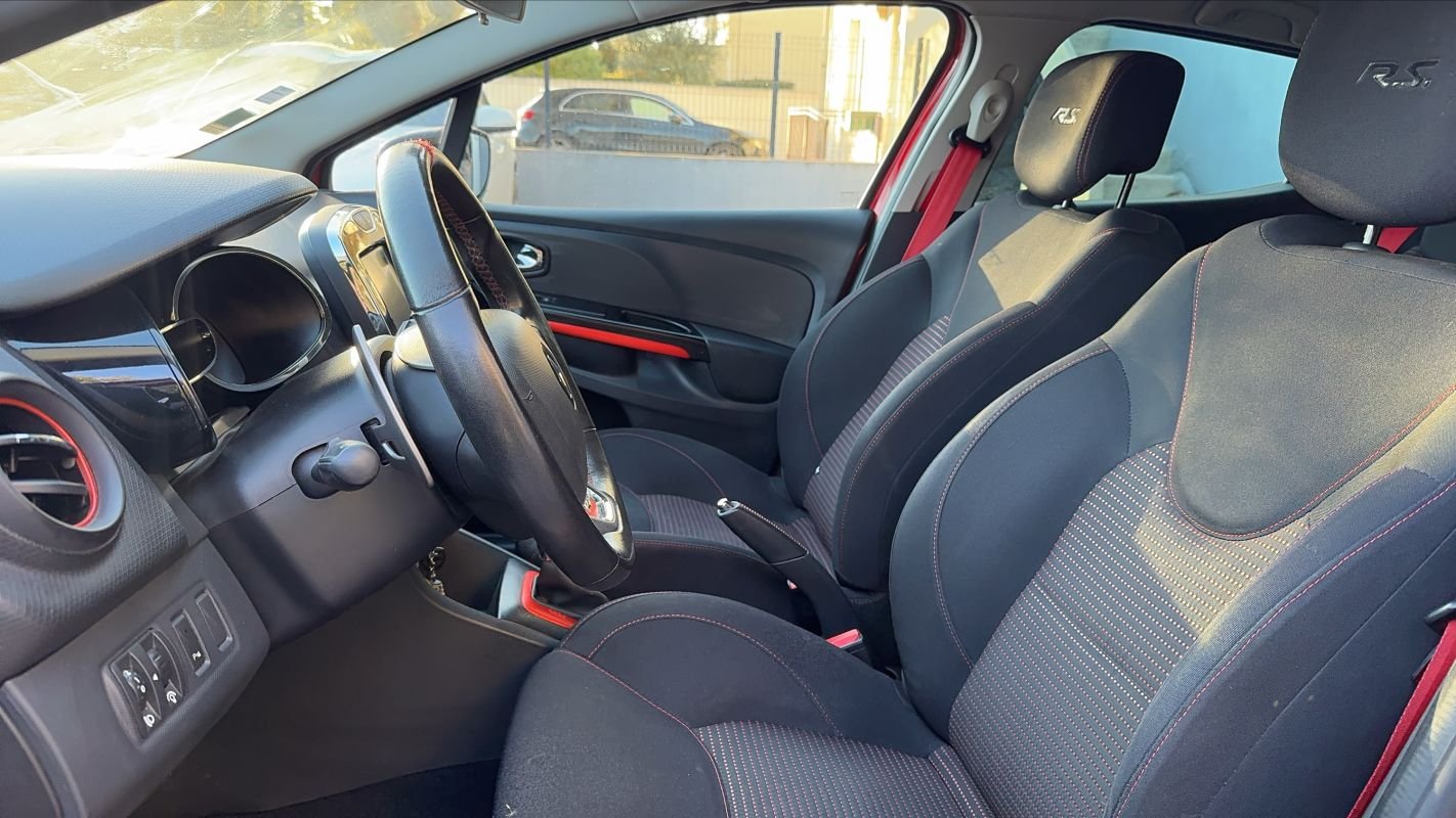 Renault Clio - Photo 28