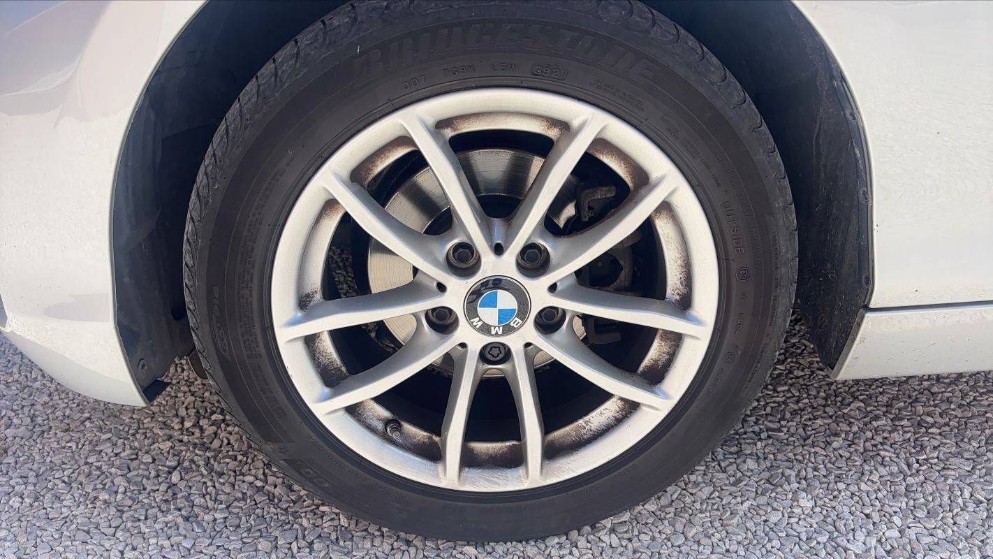 BMW Série 1 - Photo 18