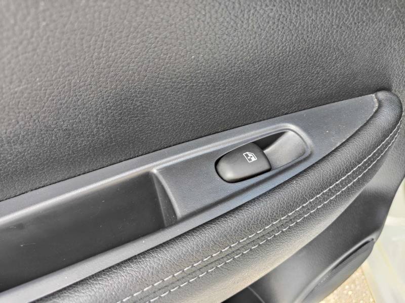 Nissan Qashqai - Photo 32