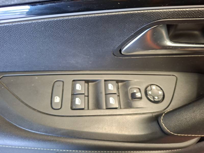 Peugeot 2008 - Photo 21