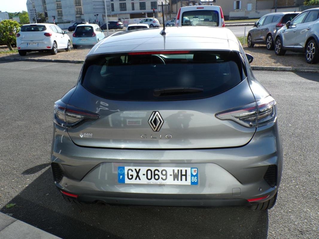 Renault Clio - Photo 11
